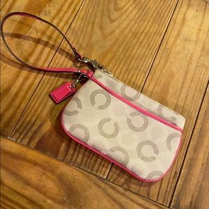Wristlet